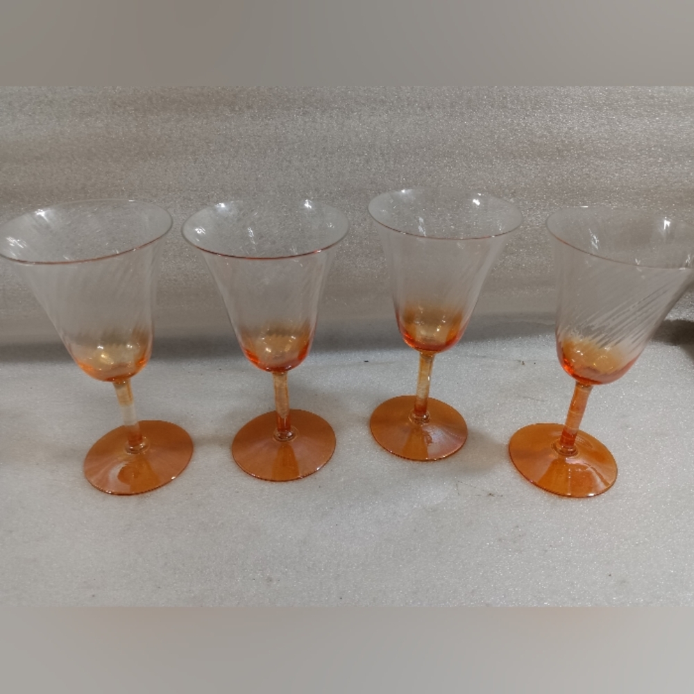 Set Of 4 Water Goblets Wine Glasses